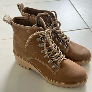 Dolce Vita Huey Hiker Boots mushroom NUBUCK